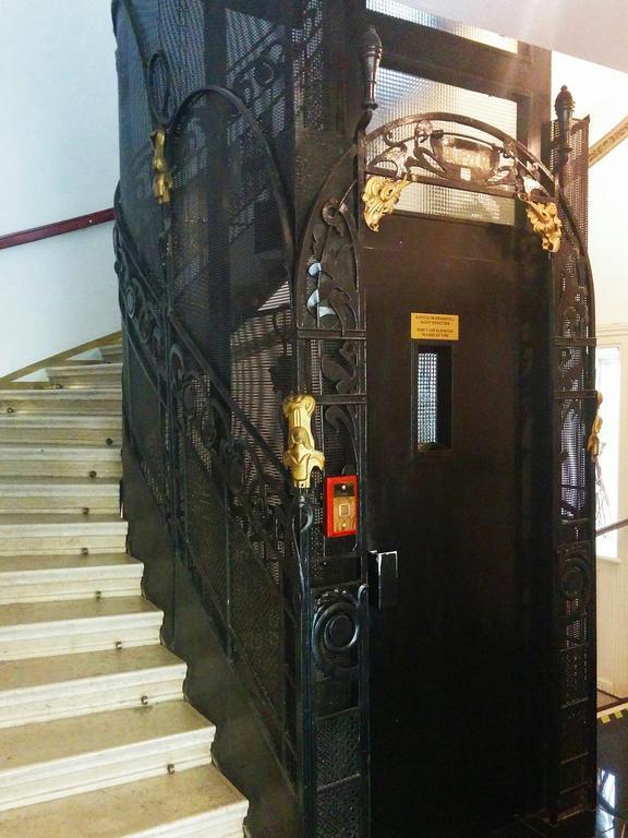 Hotel Carlton Opera à Vienne Extérieur photo