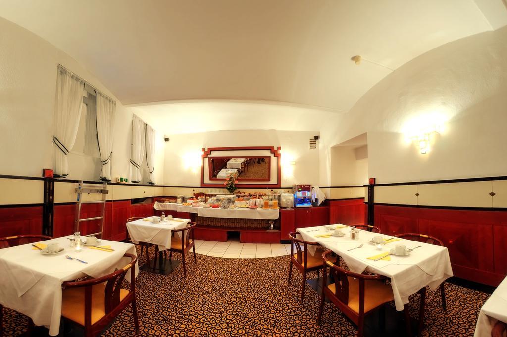 Hotel Carlton Opera à Vienne Extérieur photo